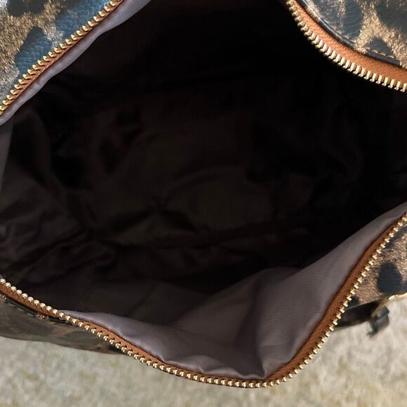 Cheetah Women Backpack Purse - Picture 4 of 4